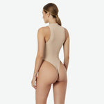 Korrigierender ärmelloser Body mit String